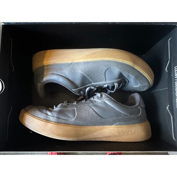 Lululemon Men’s Cityverse Sneaker – Grey/Ceramic – Size 12.5 – Deadstock - Used - Picture 3 of 10